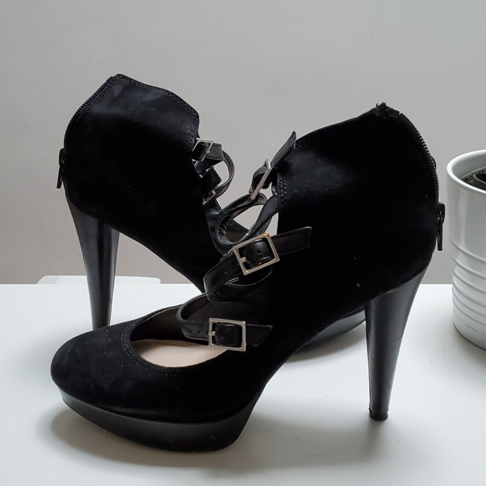Black 4.5 inch heel
